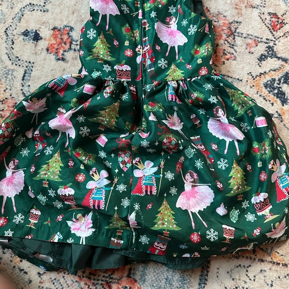 Bonnie Jean Green Holiday Dress with Gold Accents - Picture 7 of 8